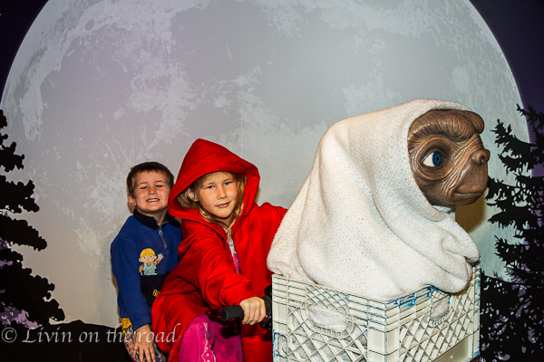 ET